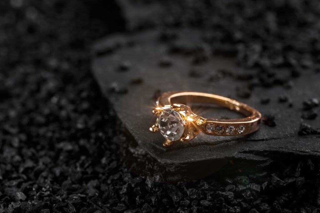 Ring with a polished crystals